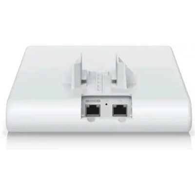точка доступа Ubiquiti UniFi U6-MESH-PRO